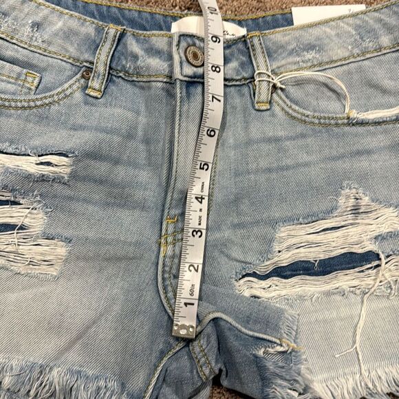 Kancan denim frayed shorts. Distressed ! Light blue mid rise stretchy!!! - Picture 8 of 10
